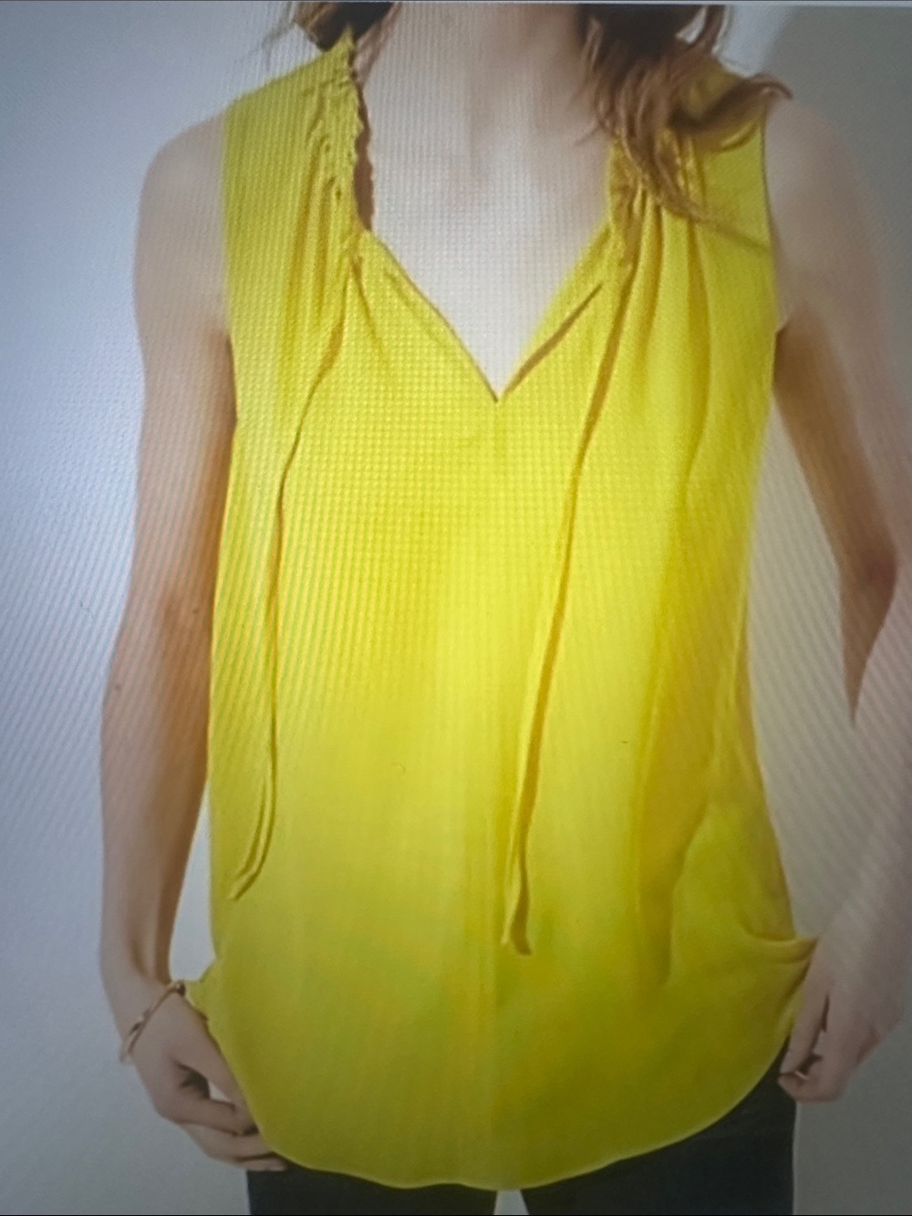 Women’s LOFT Mixed Media Sleeveless Tie Neck Top, size Large